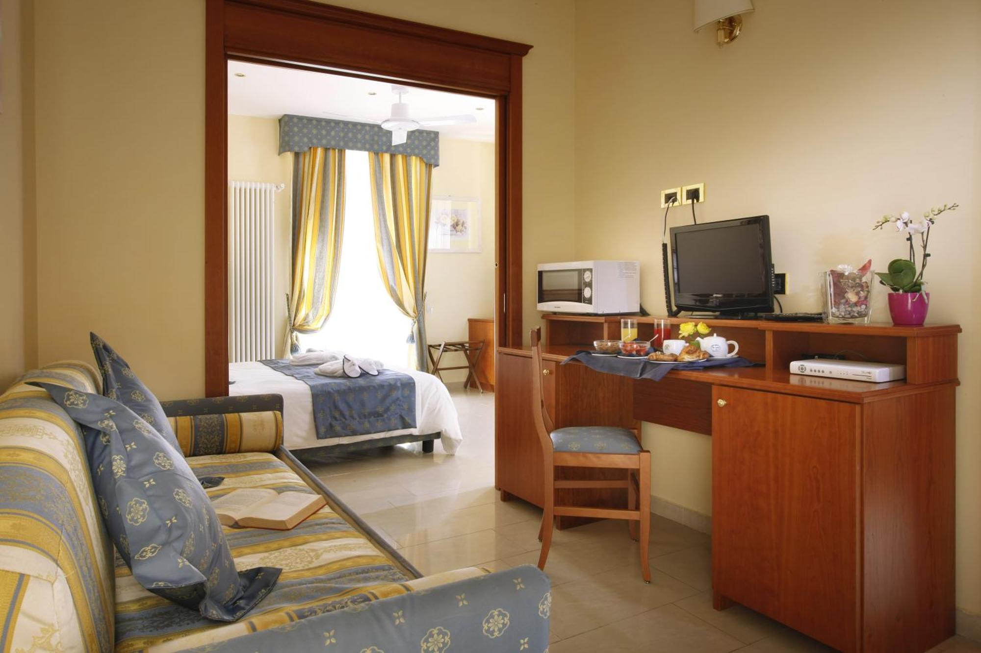 Hotel Ristorante Toscana Alassio Pokoj fotografie