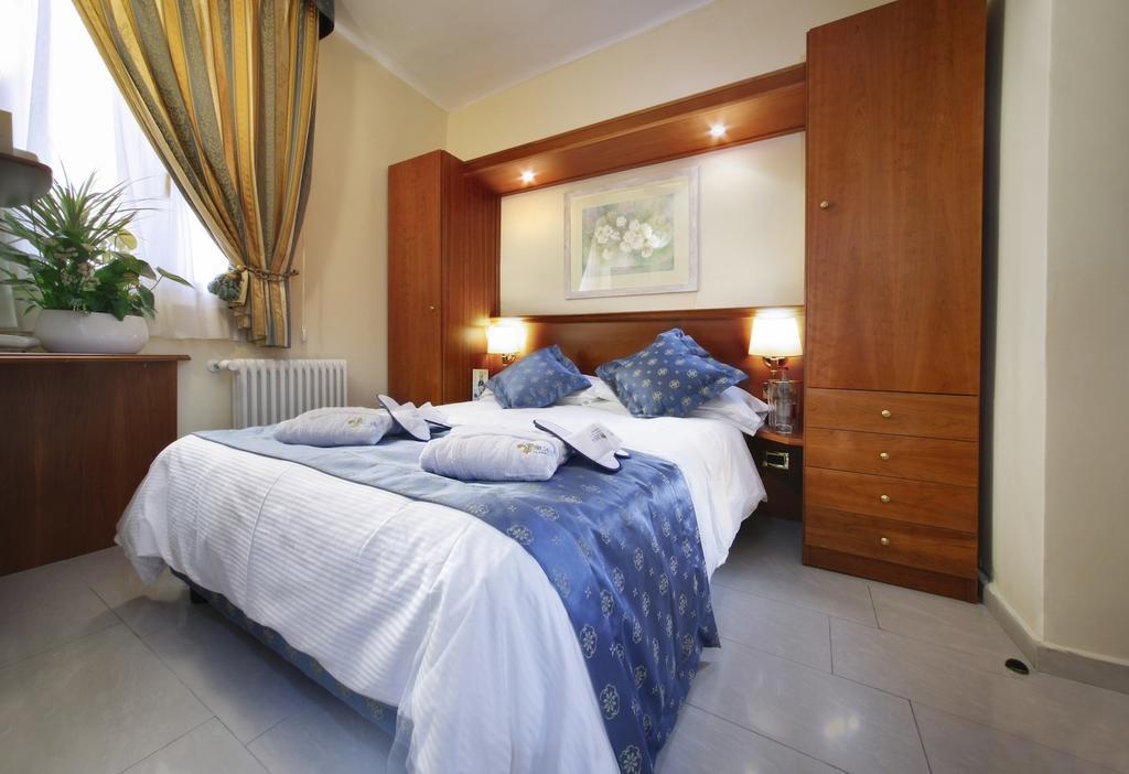 Hotel Ristorante Toscana Alassio Exteriér fotografie